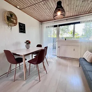  Apartment 15 Min Walk To Lego House/50m2 With Garden